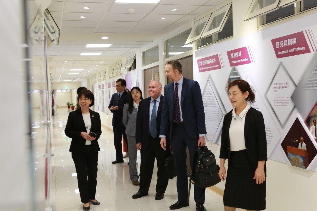 主任檢察官陳文琪介紹智慧財產檢察分署的成立歷史及首長